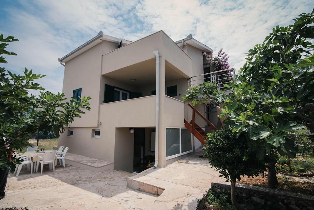 Apartments Mara Splitska Exterior photo